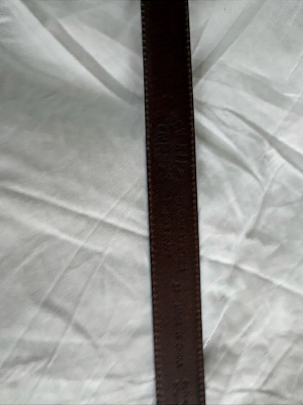 Classic Brown Leather Women's Belt with Brass-Tone Buckle Western simplicity
